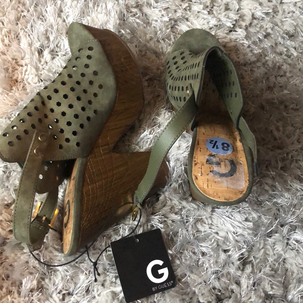 Olive Guess Wedges - Picture 3 of 3